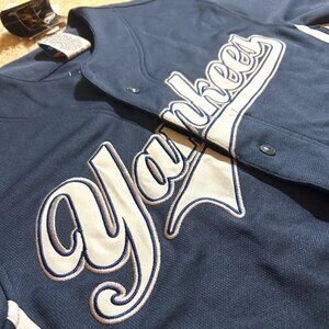 NWT Official MLB Yankees Jersey - Jeter